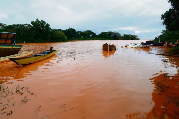 ApÃ³s a lama tÃ³xica, paisagem do Rio Doce mudou