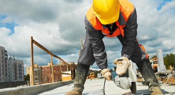 Trabalhadores da construÃ§Ã£o civil consideram que nova lei  reduz direitos da categoria  